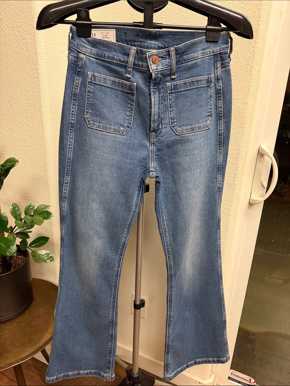 GAP Flare High-Rise Patch Pocket Jeans Medium Wash 27/4 Retro Cowgirl Boho